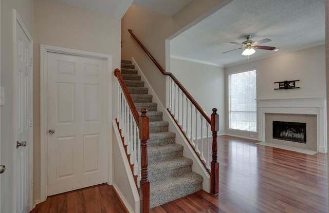 2201 Ellis Drive Gallery 2