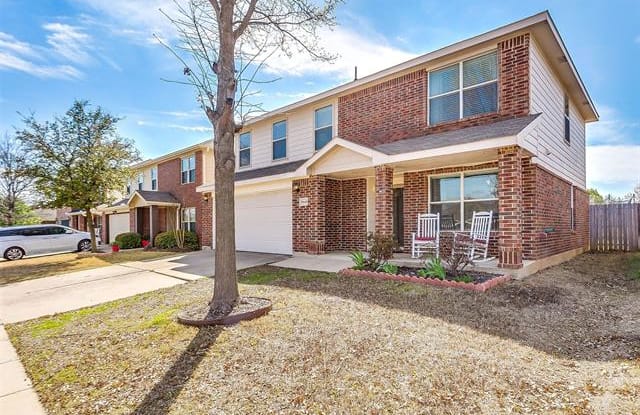 8845 Stirrup Way - 8845 Stirrup Way, Fort Worth, TX 76244