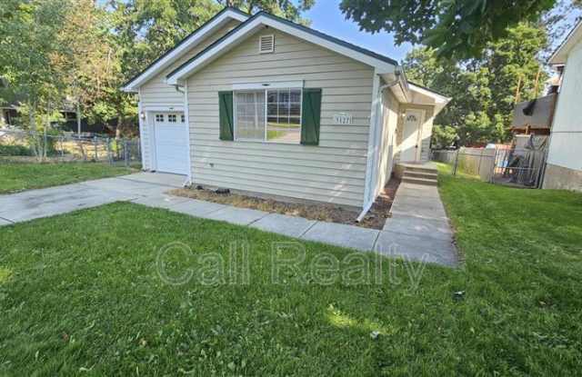3127 E 18th Ave photos photos
