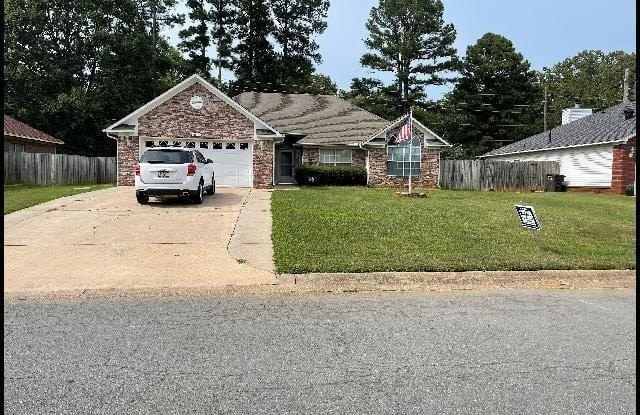 1024 Colonial Drive - 1024 Colonial Drive, Jacksonville, AR 72076 1024 Colonial Drive - 1024 Colonial Drive, Jacksonville, AR 72076