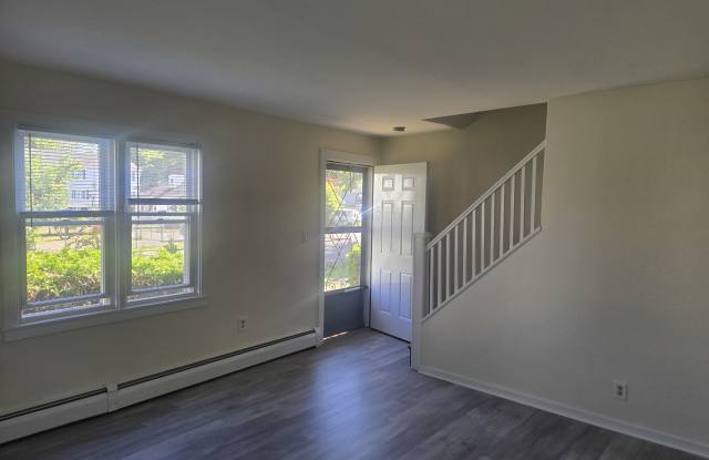 273 Pearl Harbor St photos photos