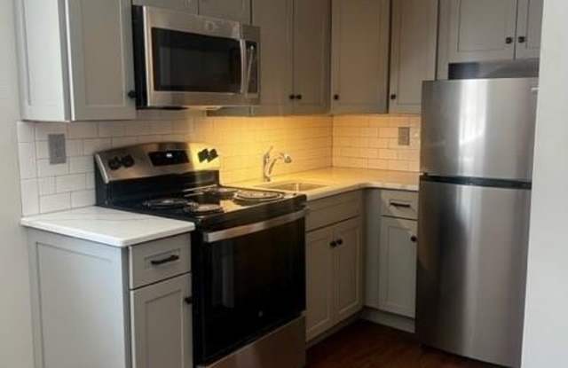 15 Orange Avenue unit: #2 photos photos