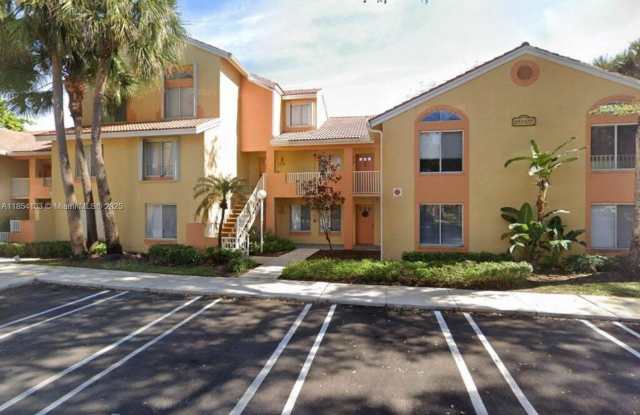 1069 Coral Club Dr photos photos