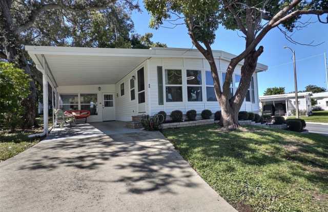 46 PALM FOREST Drive Gallery 1