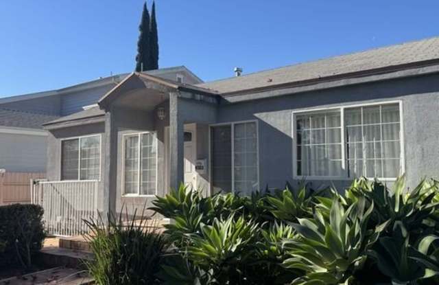 4503 Tobias Ave photos photos