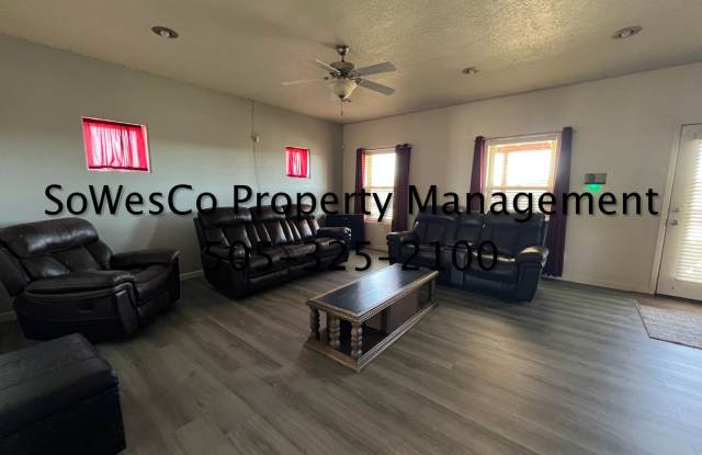 Gorgeous FURNISHED Newer Home in Farmington Gallery 4