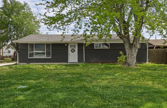 Charming and Quiet 3 bed Orem Home in Prime Location with Solar!! photos photos