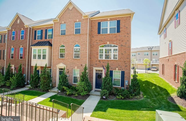3631 COMMODORE JOSHUA BARNEY DRIVE NE - 3631 Commodore Joshua Barney Drive Northeast, Washington, DC 20018