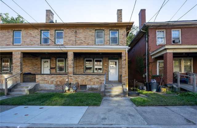6450 Navarro St photos photos