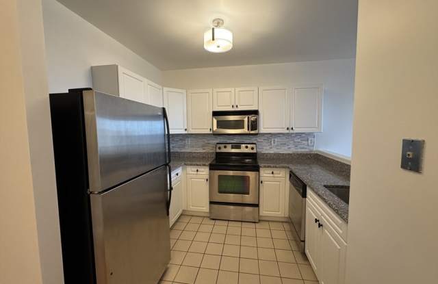 1 Cityview Ln photos photos