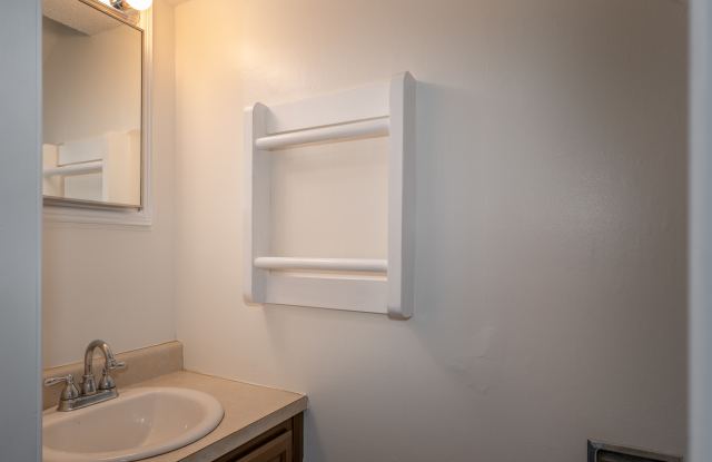 70 Greenville Highway - 1 Gallery 3