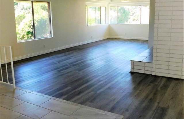2346 Sarandi Grande Drive Gallery 2