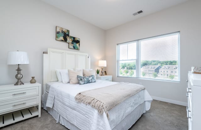Millside at Heritage Park - 55+ Active Adult Apartment Homes Gallery 4