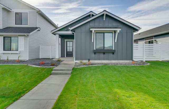 2920 North Corvus Street photos photos