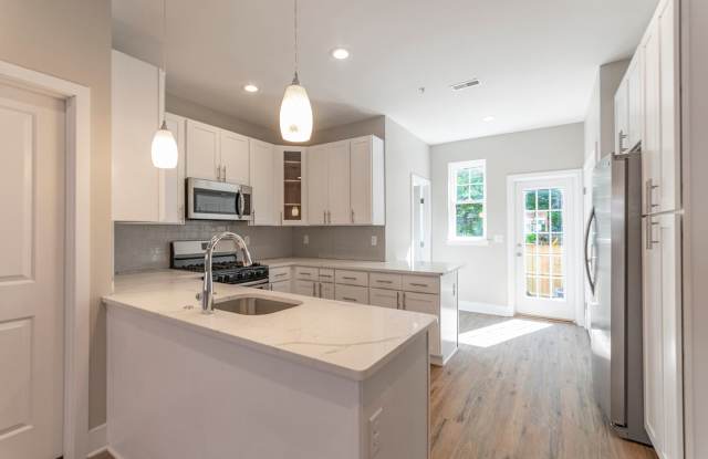 Three Bedroom Point Breeze Townhome w Roof Deck! photos photos Three Bedroom Point Breeze Townhome w Roof Deck! photos photos