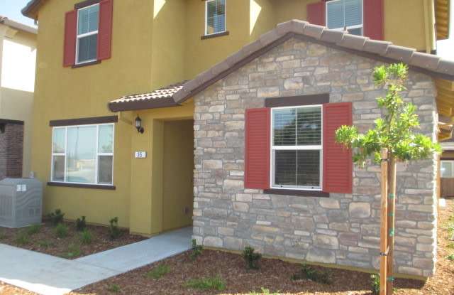 Roseville 3 bedroom in Veranda at Stoneridge. photos photos