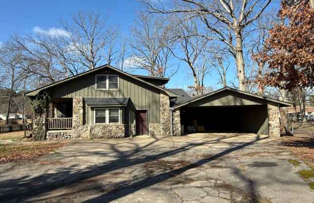 Brookwood Village Gallery 4