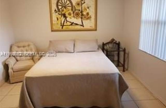 15989 SW 149th Ter photos photos