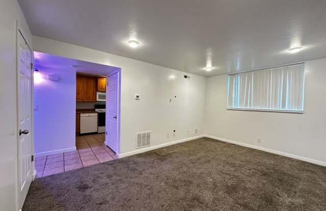 Great 2 bedroom Condo now Available! - 438 North Center Street, Salt Lake City, UT 84103