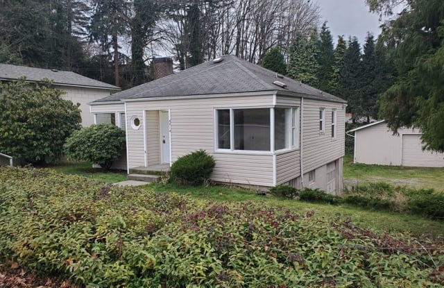 4514 Rucker Avenue - 4514 Rucker Ave, Everett, WA 98203