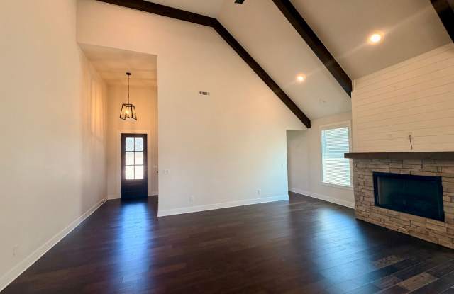 Modern Comfort Meets Style | Newer 4BR/3BA Home Gallery 4
