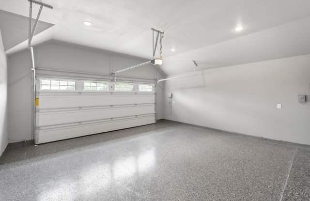 Modern Living Meets Small-Town Texas Charm photos photos