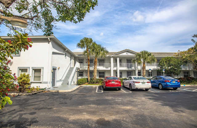 9013 NW 38th Drive unit: 207 photos photos