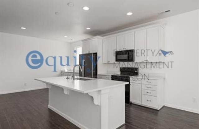 2103 Wallflower Drive Gallery 3