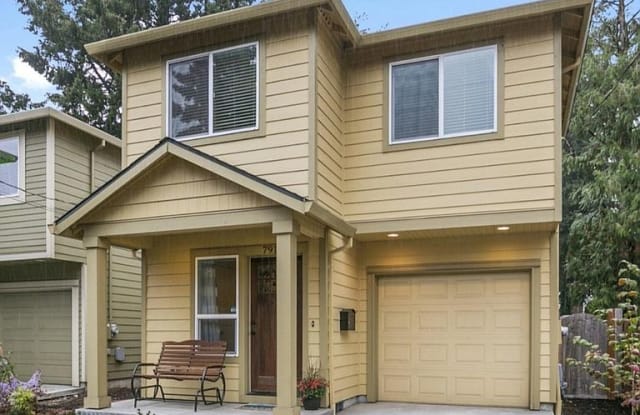 7915 SE Lamphier St - 7915 Southeast Lamphier Street, Clackamas County, OR 97222