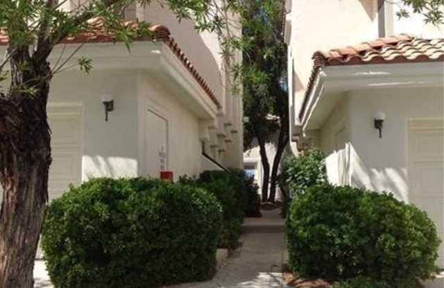 7636 ROLLING VIEW Drive Gallery 4