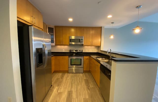 7220 W. Bonfils Lane #303 - 7220 Bonfils Lane, Lakewood, CO 80226