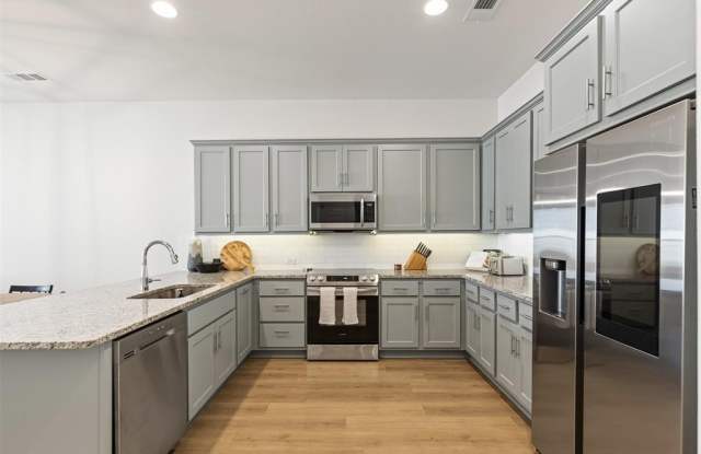 2827 Stanley Avenue - 2827 Stanley Avenue, Fort Worth, TX 76110