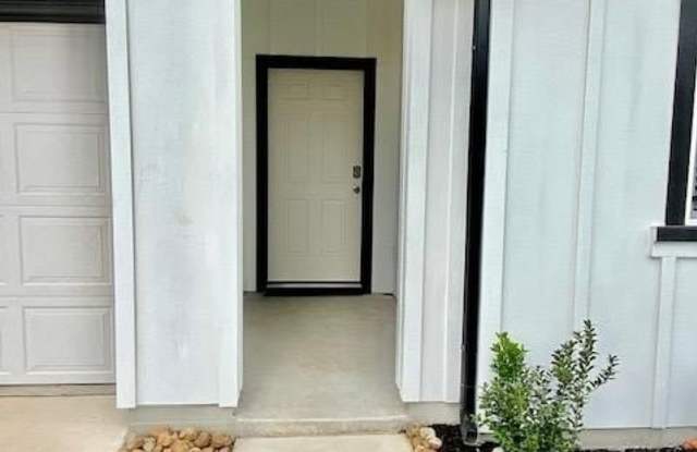 1733 James Street Gallery 2