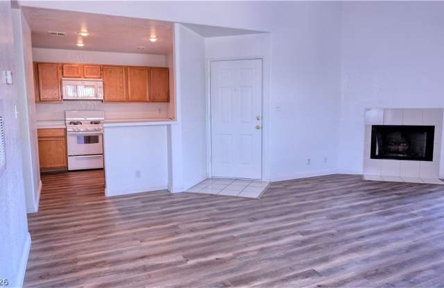 5066 Rainbow Boulevard Gallery 2