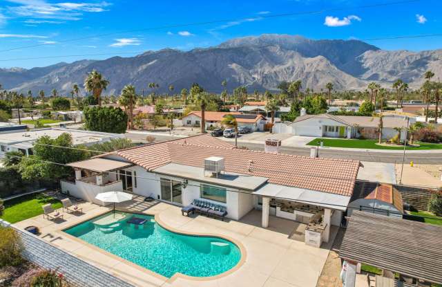 Sunnyside House with Pool in Palm Springs photos photos