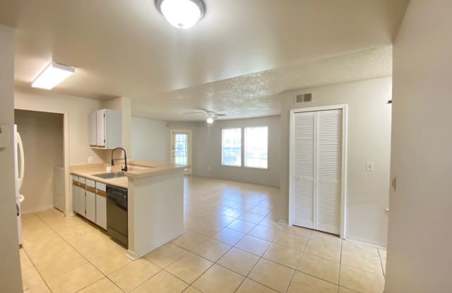 6100 Westgate Drive Unit #103 Gallery 4