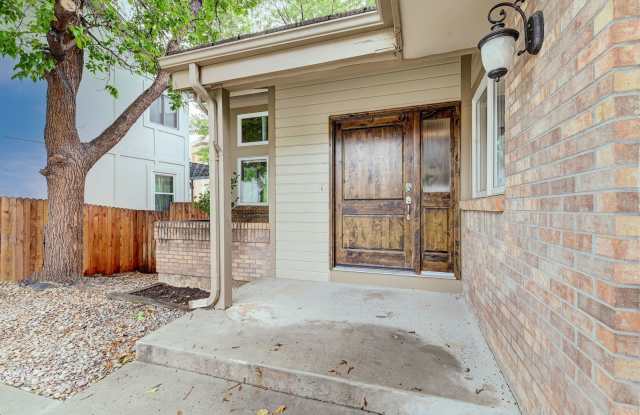 5 Bedroom 4 bath home with attached 2 car garage. Gallery 4