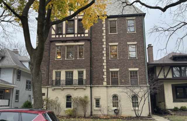 1114 MAPLE Avenue Gallery 1