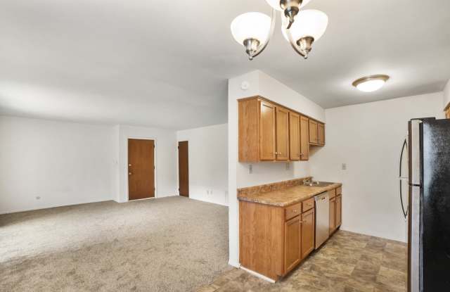 Somerset Apartments Gallery 3