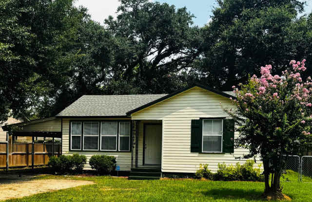 4431 Adams Avenue (4 Bed/2 Bath) Gallery 1