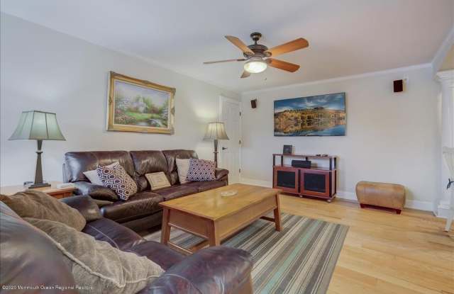 169 Wharfside Drive - 169 Wharfside Drive, Monmouth Beach, NJ 07750
