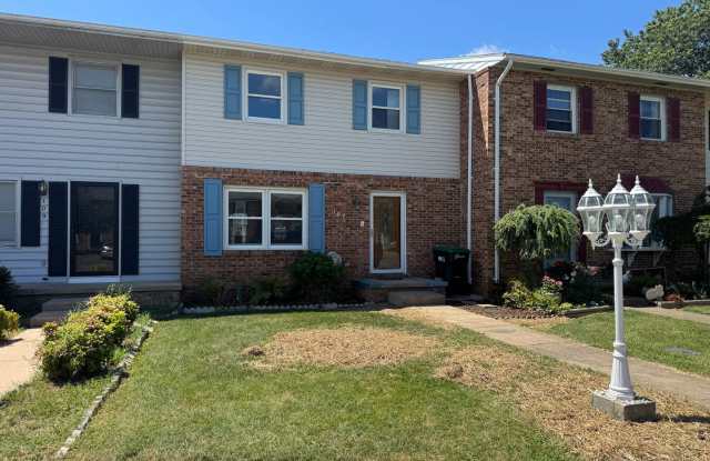 Gorgeous 2 BR Townhouse in New Market! photos photos