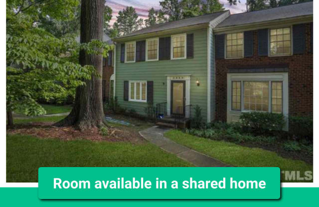 2864 Wycliff Rd - 2864 Wycliff Road, Raleigh, NC 27607