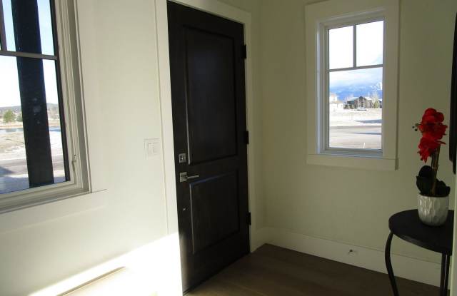 4985 Flatwater Dr. Gallery 4