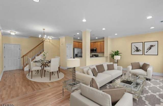 260 Riverwalk Way Gallery 3