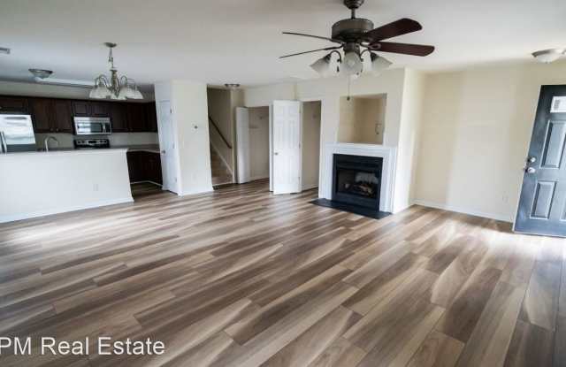 156 Pinewood Lane Unit 103 - 156 Pinewood Lane, Bermuda Run, NC 27006