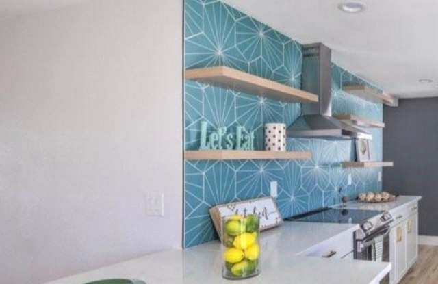 2217 Santa Paula Drive Gallery 1