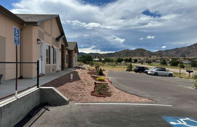 1744 Mariposa Road Gallery 4