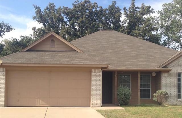 129 Parkwood Court - 129 Parkwood Ct, Azle, TX 76020