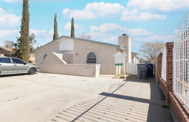 2918 East Glen - A photos photos